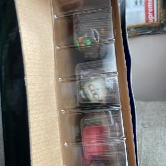 FUNKO Disney’s Tim Burton’s The Nightmare Before Christmas Pocket Pop. 24 pieces - Picture 8 of 9